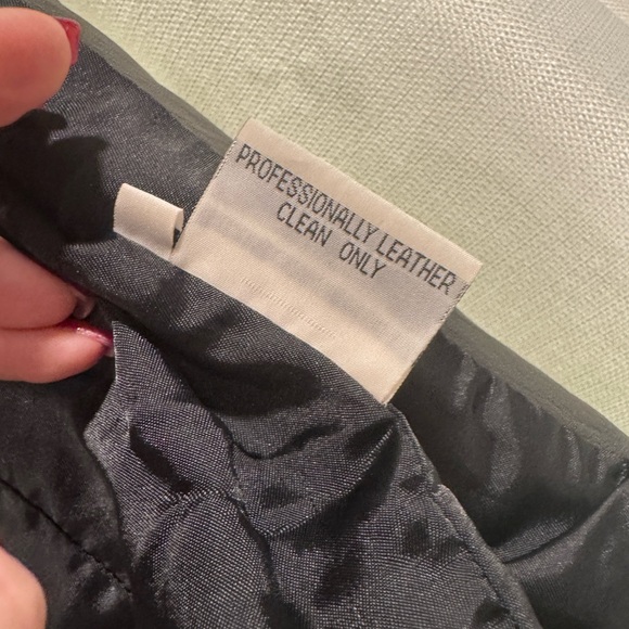 Vintage Black Leather Vest by Laurice - Picture 4 of 5